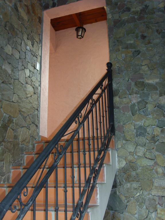 Hostal Terrazas Del San Bernardo Салта Екстериор снимка