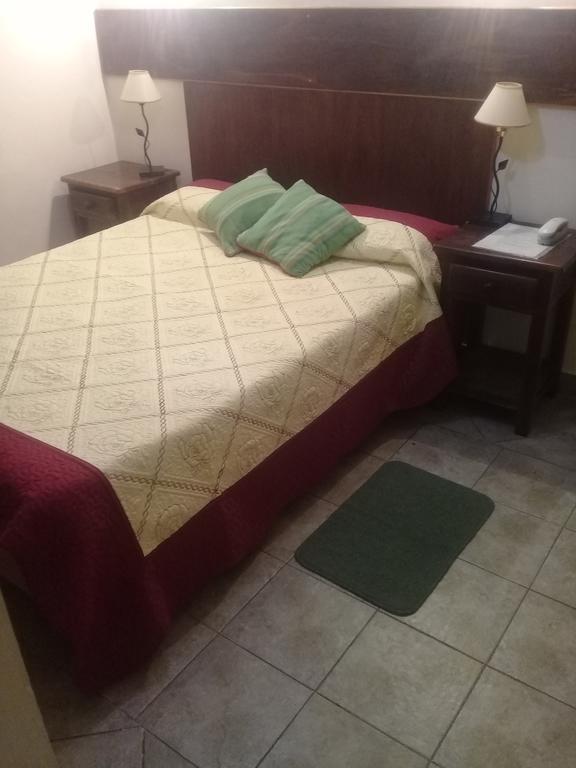 Hostal Terrazas Del San Bernardo Салта Екстериор снимка