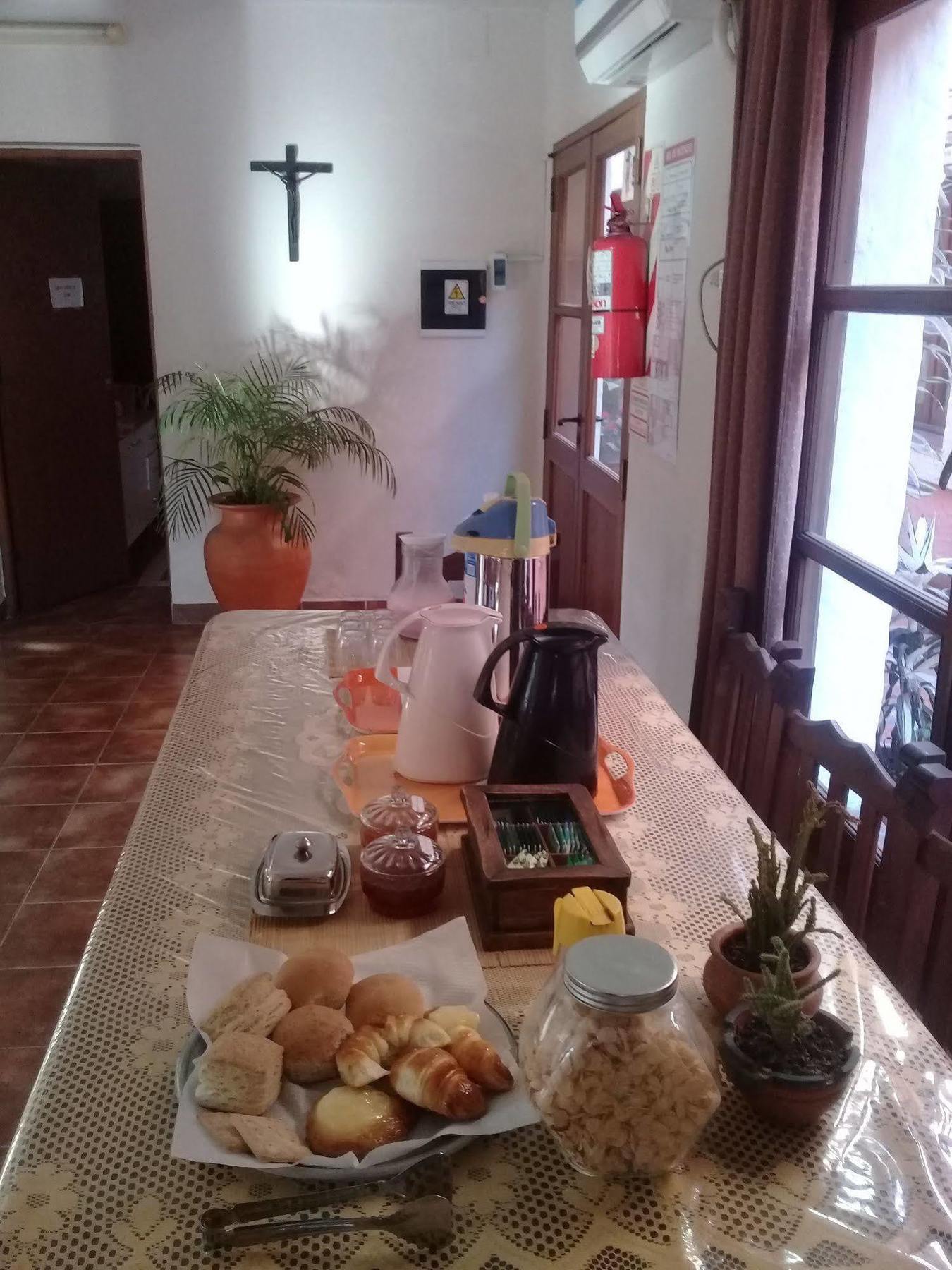 Hostal Terrazas Del San Bernardo Салта Екстериор снимка